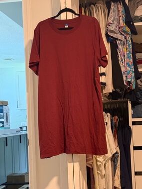 Old Navy Burgundy Short-Sleeve Mini T-Shirt Dress